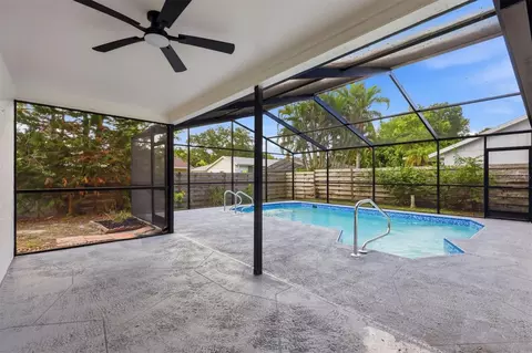Other - 6909 9th Ct E, Sarasota, FL 34243 photo 4 of 9