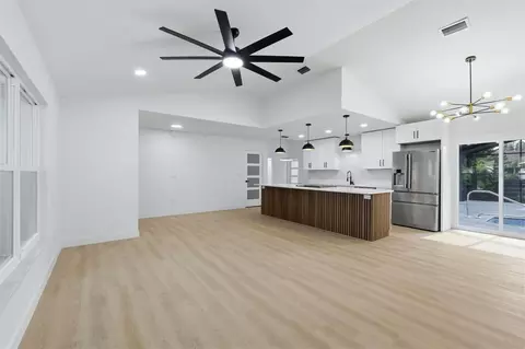 Living - 6909 9th Ct E, Sarasota, FL 34243 photo 5 of 7