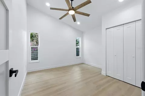 Bedroom - 6909 9th Ct E, Sarasota, FL 34243 photo 3 of 3