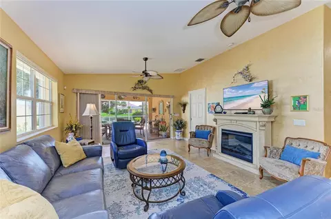 Living - 6256 Erice St, Venice, FL 34293 photo 2 of 9
