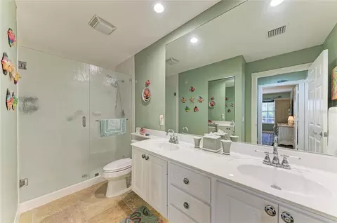 Bath - 6256 Erice St, Venice, FL 34293 photo 2 of 3