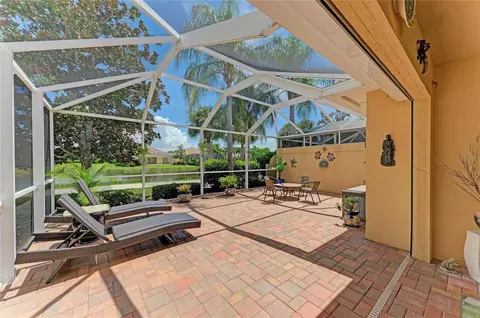 Exterior - 6256 Erice St, Venice, FL 34293 photo 8 of 25