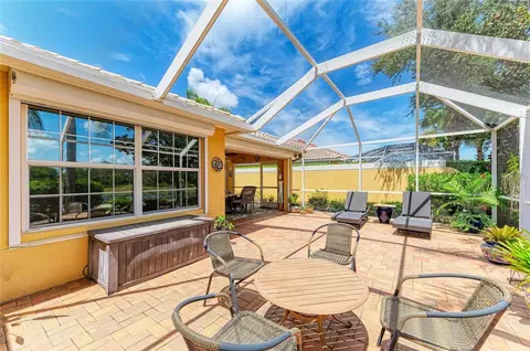 Exterior - 6256 Erice St, Venice, FL 34293 photo 11 of 25
