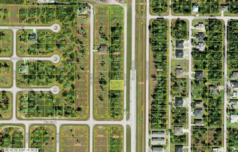 10071 Gasparilla Rd, Port Charlotte, FL 33981