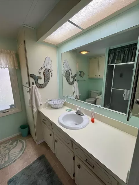 Bath - 792 Grado Dr, Venice, FL 34285 photo 1 of 5