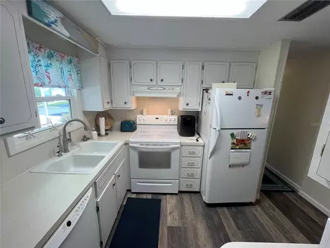 Kitchen - 792 Grado Dr, Venice, FL 34285 photo 1 of 3