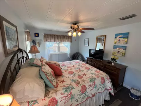 Bedroom - 792 Grado Dr, Venice, FL 34285 photo 4 of 7