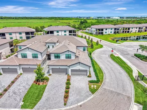 5632 Summit Pointe Cir #104, Bradenton, FL 34210