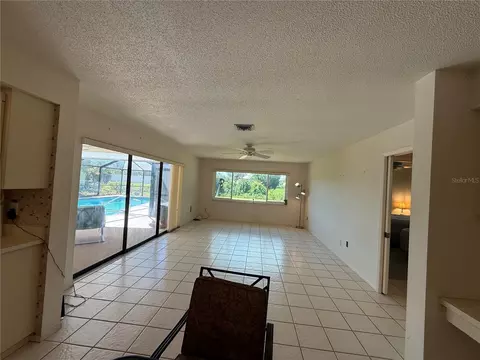 Living - 386 Pineview Dr, Venice, FL 34293 photo 5 of 6