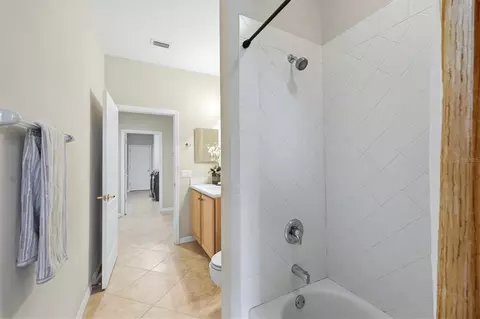 Bath - 11347 Dancing River Dr, Venice, FL 34292 photo 5 of 5