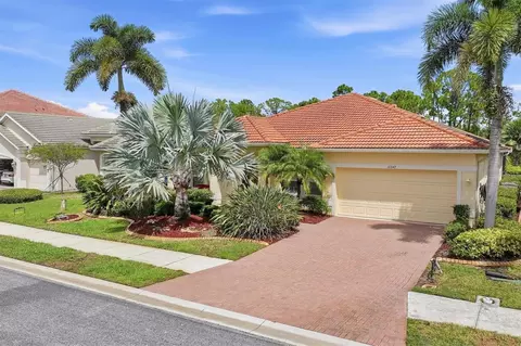 Exterior - 11347 Dancing River Dr, Venice, FL 34292 photo 5 of 28