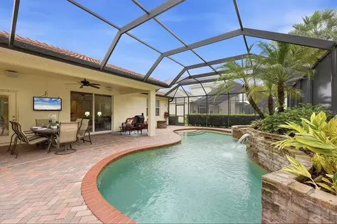 Exterior - 11347 Dancing River Dr, Venice, FL 34292 photo 11 of 28