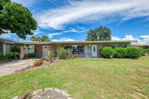 2203 La Salle St, Sarasota, FL 34231