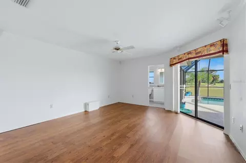 Living - 10 Amberjack Pl, Placida, FL 33946 photo 4 of 8