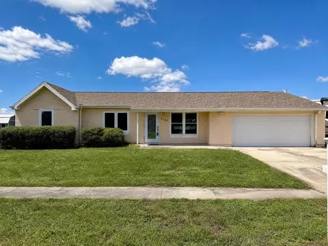 2755 Greendale Rd, North Port, FL 34287