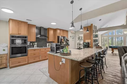 Kitchen - 16535 Cr 675 Rd, Parrish, FL 34219 photo 1 of 5