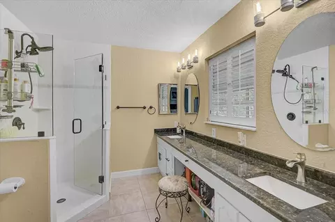 Bath - 16535 Cr 675 Rd, Parrish, FL 34219 photo 3 of 3