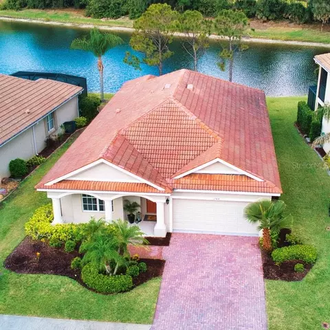 11504 Dancing River Dr, Venice, FL 34292