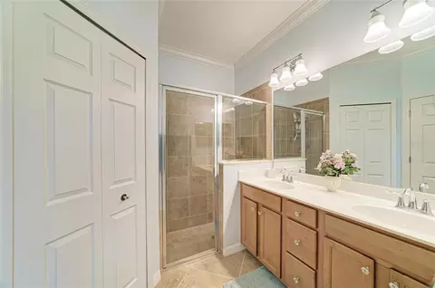 Bath - 20178 Benissimo Dr, Venice, FL 34293 photo 1 of 3
