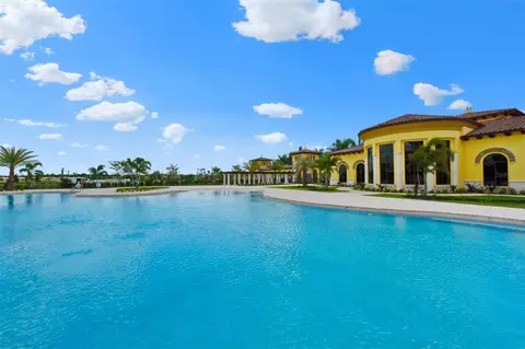 Exterior - 20178 Benissimo Dr, Venice, FL 34293 photo 10 of 12