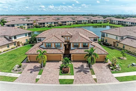 20051 Ragazza Cir #202, Venice, FL 34293