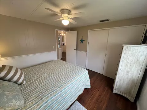 Bedroom - 623 Cervina Dr, Venice, FL 34285 photo 3 of 8