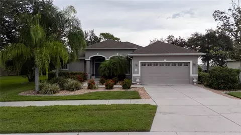 872 Clear Lake Dr, Englewood, FL 34223