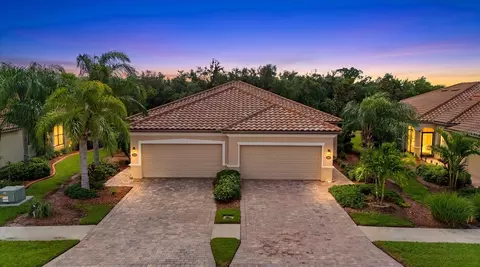 19866 Benissimo Dr, Venice, FL 34293