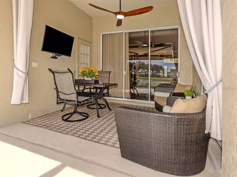 Exterior - 565 Fallbrook Dr, Venice, FL 34292 photo 5 of 5