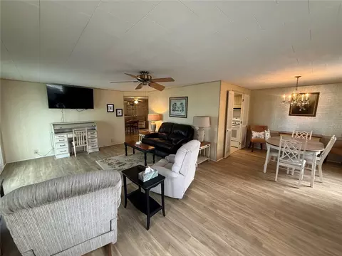 651 Iris Dr, Venice, FL 34293 photo 10