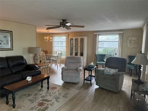651 Iris Dr, Venice, FL 34293 photo 9