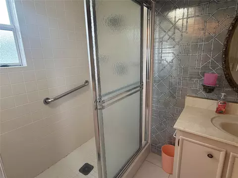 651 Iris Dr, Venice, FL 34293 photo 17