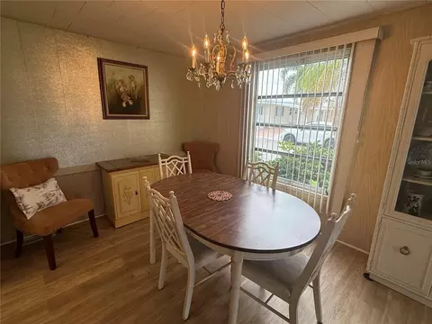 651 Iris Dr, Venice, FL 34293 photo 11