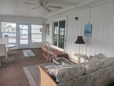 651 Iris Dr, Venice, FL 34293 photo 3