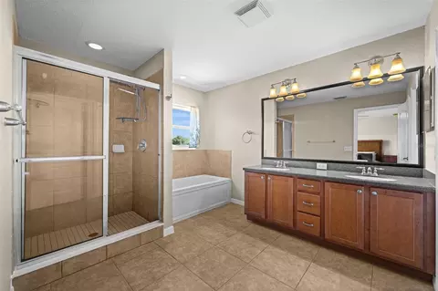 Bath - 11686 Tempest Harbor Loop, Venice, FL 34292 photo 1 of 3