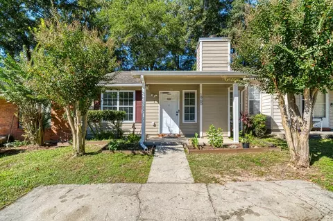 1960 Carp Ln, Tallahassee, FL 32303