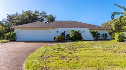 404 Eden Dr, Englewood, FL 34223