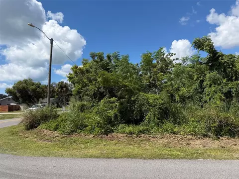 Rainbow Road, Venice, FL 34293 photo 6