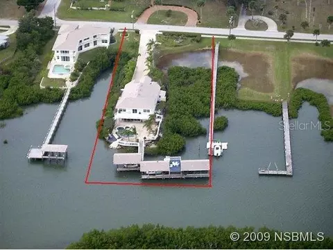203 N Riverside Dr, Edgewater, FL 32132 photo 1