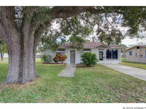 919 Lake Ave, Edgewater, FL 32132 photo 1