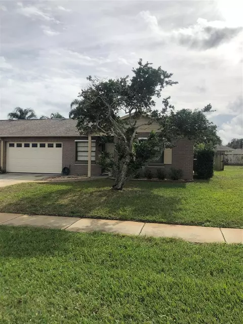 422 Falcon Ave, Edgewater, FL 32141 photo 1