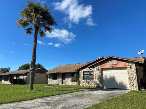 307 Wildwood Dr, Edgewater, FL 32132 photo 1