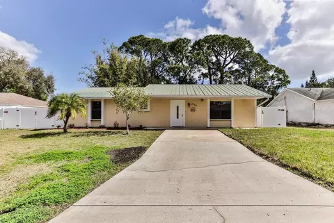 2755 Evergreen St, Edgewater, FL 32141 photo 1