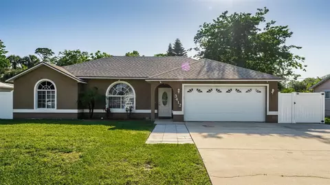 3412 Yule Tree Dr, Edgewater, FL 32141 photo 1