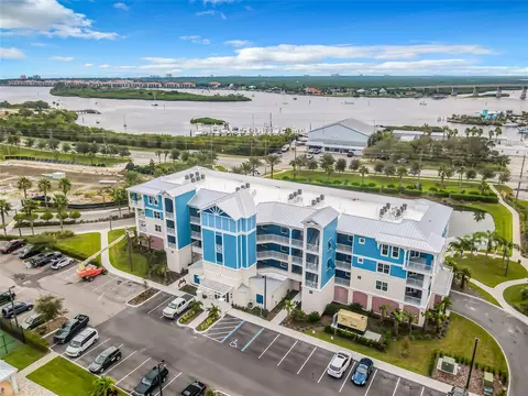 1 N Riverwalk Dr #305, New Smyrna Beach, FL 32169
