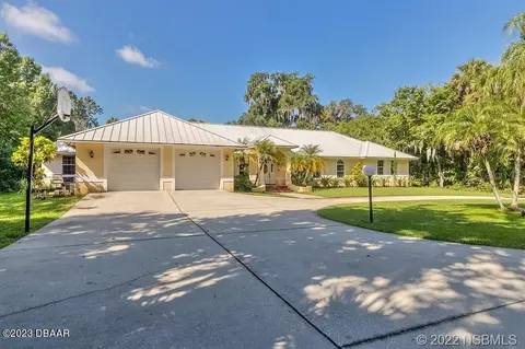 450 Baltimore Cir, New Smyrna Beach, FL 32168