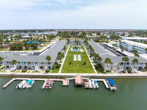 335 N Causeway E26, New Smyrna Beach, FL 32169