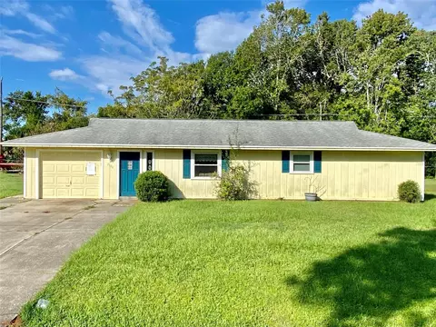 2524 Travelers Palm Dr, Edgewater, FL 32141