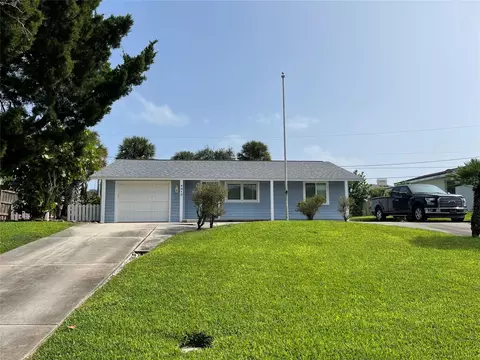 4513 Saxon Dr, New Smyrna Beach, FL 32169