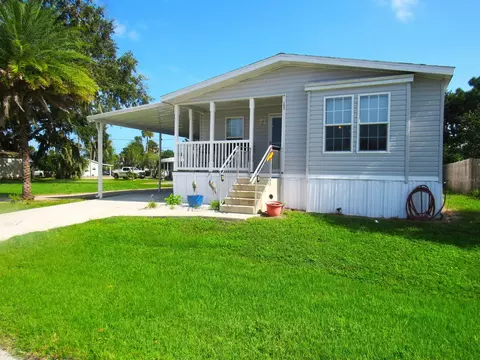 152 Red Bass Ln, Edgewater, FL 32141